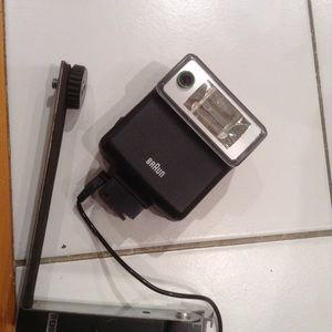 Braun Flash with camera plunger release